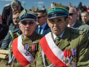 historycznym szlakiem forsowania odry przez zolnierzy 1 armii wojska polskiego 18